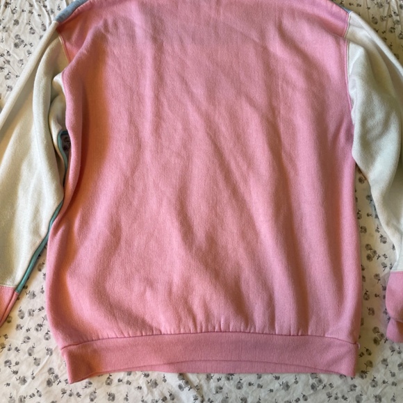 Athletech Sweater with Colourblock and Flower Embroidery - Picture 2 of 4